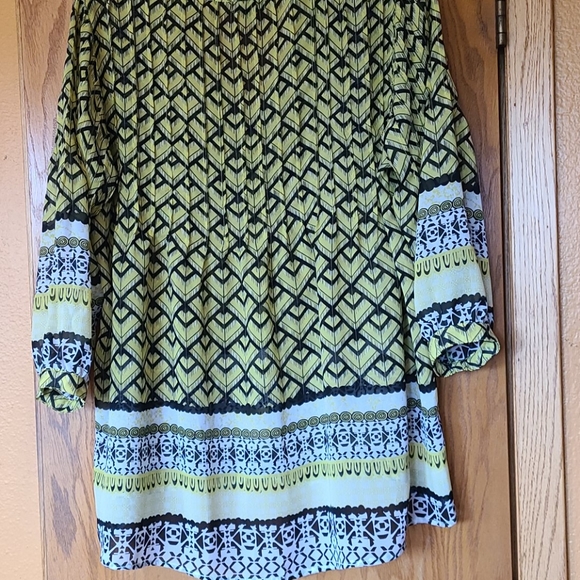 Top - Picture 3 of 3